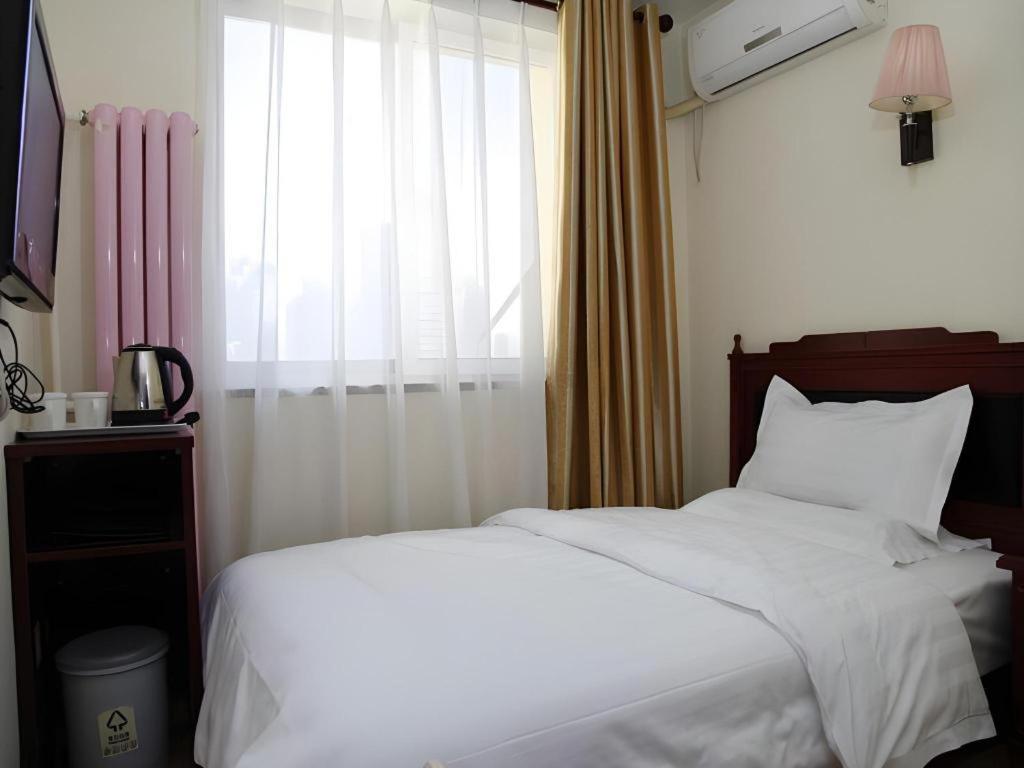 Beijing Yi Jia Hotel Екстериор снимка