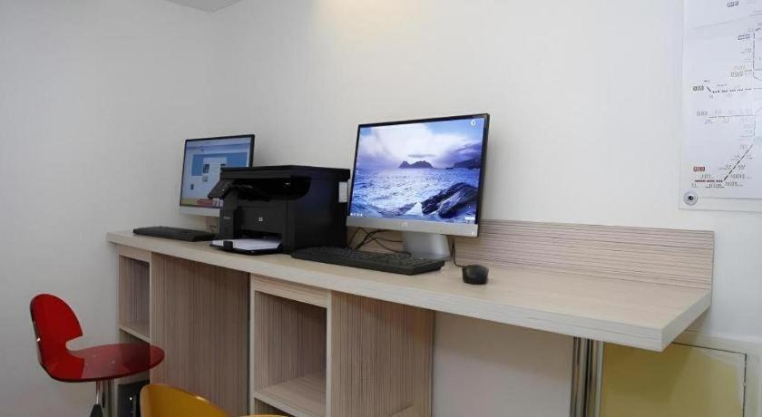 Beijing Yi Jia Hotel Екстериор снимка